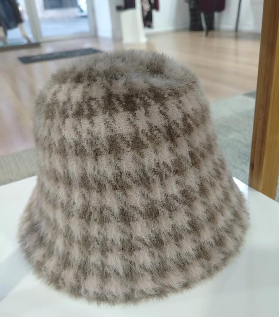 Cappello secchiello