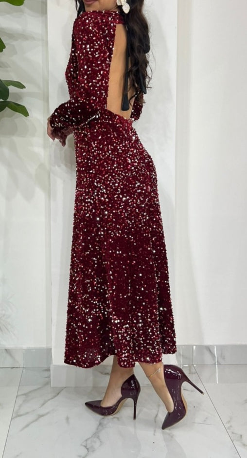 Abito con scollo sulla schiena