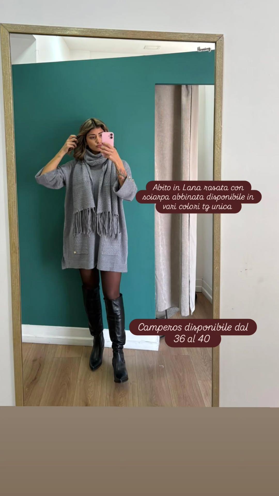 Abito in lana con sciarpa